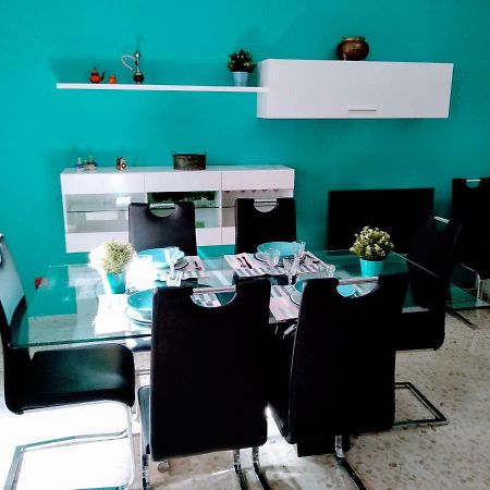 Turquesa De Sevilla Suite Bagian luar foto