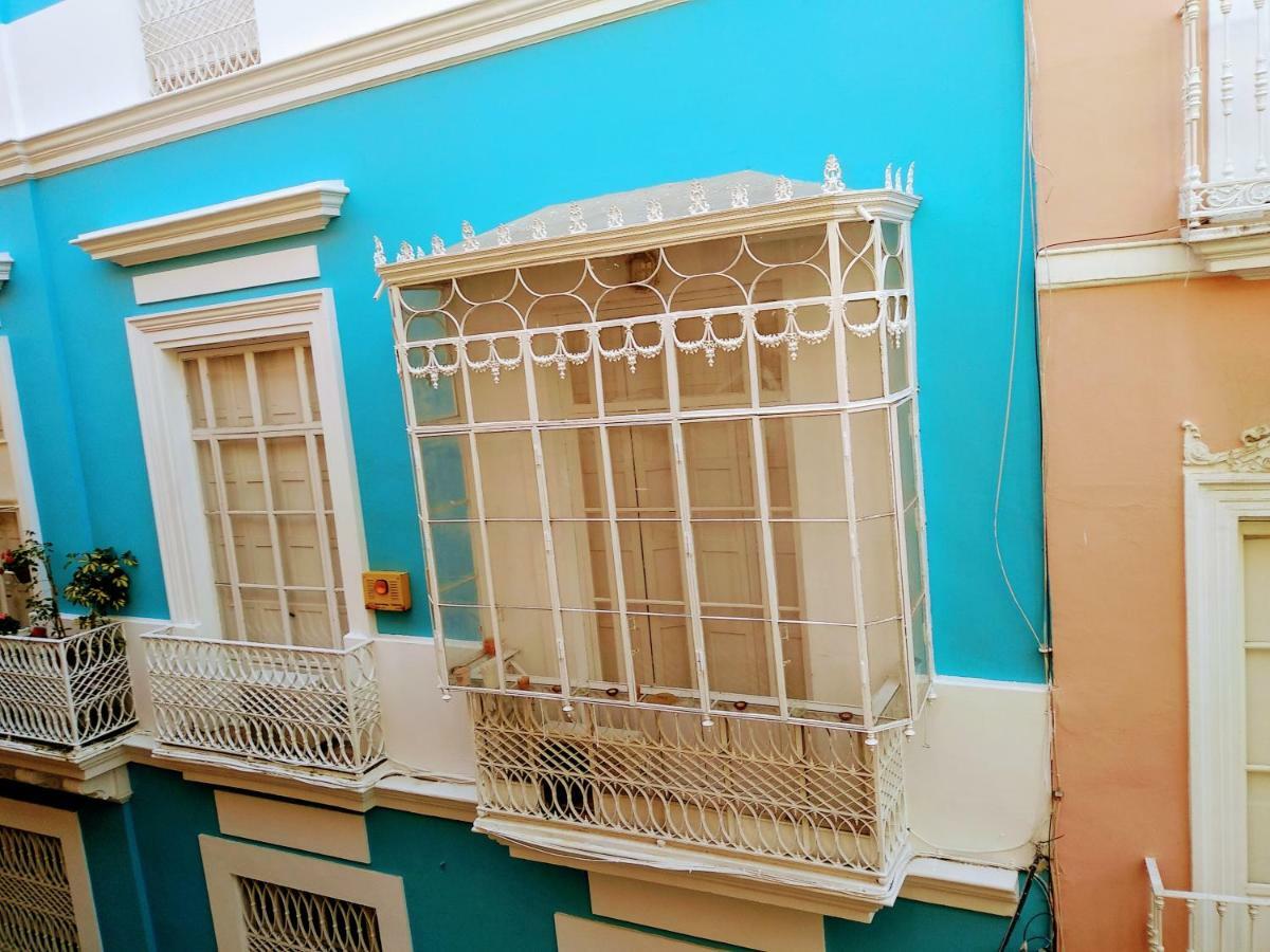 Turquesa De Sevilla Suite Bagian luar foto