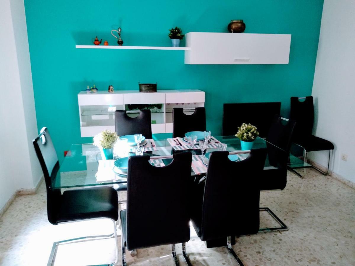 Turquesa De Sevilla Suite Bagian luar foto