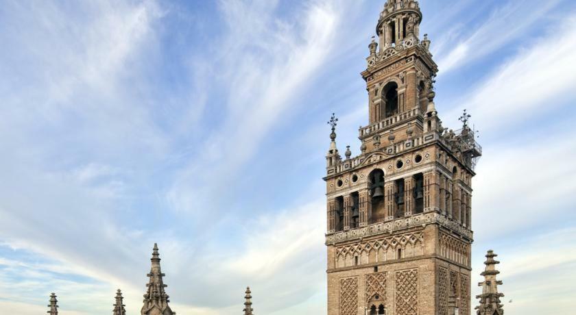 Turquesa De Sevilla Suite Bagian luar foto