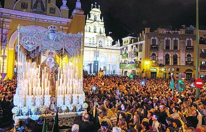 Turquesa De Sevilla Suite Bagian luar foto